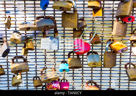 Schlösser Pero's Bridge, Bristol, UK befestigt Stockfoto