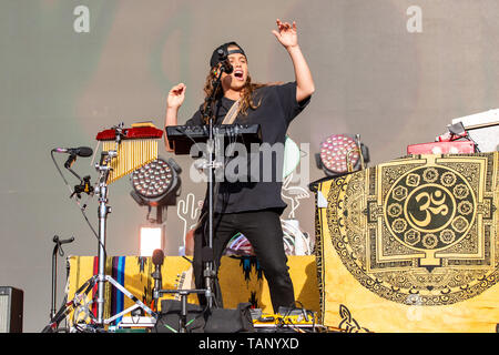 Mai 26, 2019 - Napa, Kalifornien, USA - TASH SULTANA während des BottleRock Music Festival in Napa, Kalifornien (Bild: © Daniel DeSlover/ZUMA Draht) Stockfoto