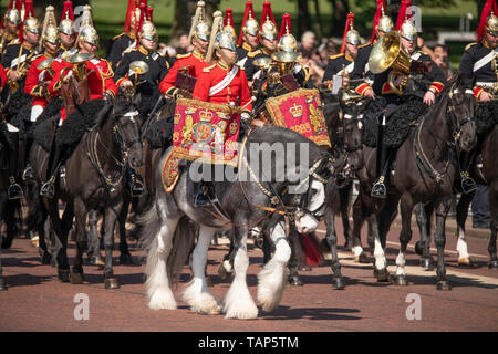 Constitution Hill, London, UK. 25. Mai 2019. Band der Household Cavalry am großen Generäle Review für die Farbe 2019. Stockfoto
