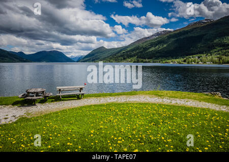 See Jolstravatn zwischen Skei und Vassenden, Norwegen Stockfoto