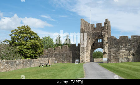 Farleigh Hungerford Castle, Somerset, auf einem Urlaub im Mai Bank Stockfoto