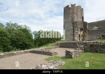 Farleigh Hungerford Castle, Somerset, auf einem Urlaub im Mai Bank Stockfoto