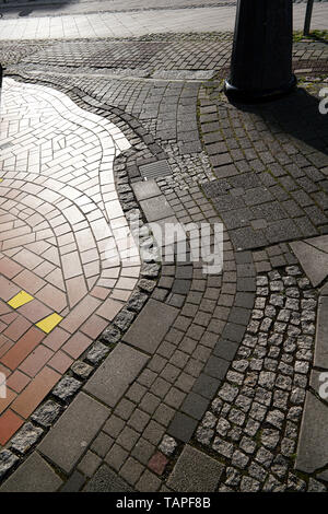 Straße aus unterschiedlichen Materialien Stockfoto