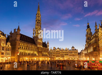 Nacht Sunset Hotel de Ville Rathaus Rathaus Brüssel Rathaus Hôtel de Ville de Bruxelles Brussels Grand Place Brüssel Belgien Eu Europa Stockfoto