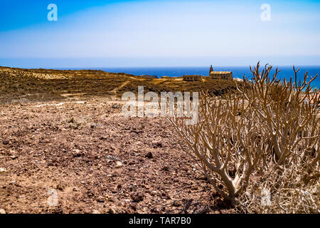 Eindrücke von Abades, Teneriffa, Kanarische Inseln - Verlassenes sanatorium Stockfoto