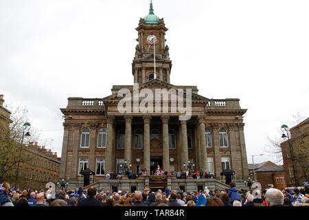 Wirral, Großbritannien, 27. Mai 2019 Tranmere Rovers Homecoming Feiern im Birkenhead Rathaus zu den Mannschaften, die den Aufstieg in Liga 1 Credit Ian Fairbrother/Alamy Stockfotos feiern Stockfoto