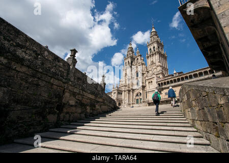 Blick auf die Kathedrale von Santiago de Compostela Obradoiro Square. Pilgerfahrt Schicksal Stockfoto