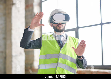 Ingenieur in der virtuellen Realität Stockfoto