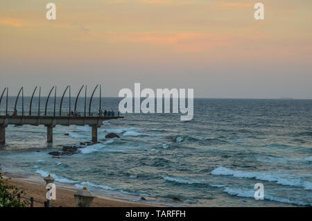 Umhlanga Promenade ein fischbein gemacht Pier in Kwazulu Natal Durban Südafrika Stockfoto