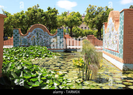 Die Gärten der Jardines de Pedro Luis Alonso, neben dem Rathaus, im Stadtzentrum von Malaga, an der Costa del Sol, Spanien Stockfoto