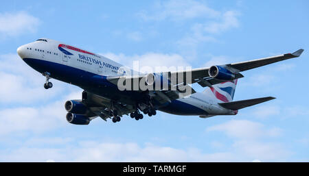 British Airways Boeing 747 Jumbo Jet G-Civr im Endanflug auf den Flughafen London-Heathrow LHR Stockfoto