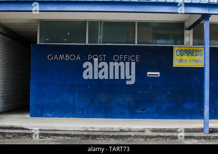 Details der Alten, jetzt geschlossen, Postgebäude in der kleinen Stadt von Gamboa in der Nähe des Panamakanals befindet Stockfoto