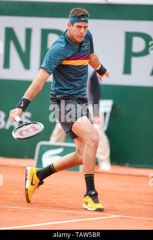 Juan Martin Del Potro aus Argentinien während der Männer singles Match der ersten Runde der French Open Tennis Turnier gegen Nicolas Jarry von Chile im Roland Garros in Paris am 28. Mai 2019. Quelle: LBA/Alamy leben Nachrichten Stockfoto