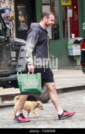 New York, NY, USA. 28 Mai, 2019. Liev Schreiber ist am 28. Mai 2019 in New York City gesehen. Quelle: Dc/Medien Punch/Alamy leben Nachrichten Stockfoto