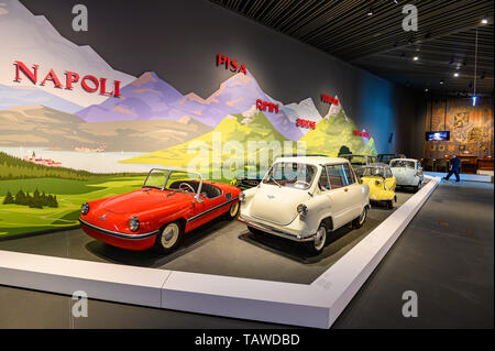 Regensburg, Deutschland. 27. Mai, 2019. Verschiedene Fahrzeuge aus der bayerischen Automobilhersteller sind im Museum des Hauses der Bayerischen Geschichte. Foto: Armin Weigel/dpa/Alamy leben Nachrichten Stockfoto