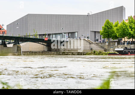 Regensburg, Deutschland. 27. Mai, 2019. Das Museum des Hauses der Bayerischen Geschichte auf der Donau. Foto: Armin Weigel/dpa/Alamy leben Nachrichten Stockfoto