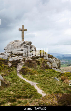 Rylstone Kreuz, im Craven Stadtteil North Yorkshire, Großbritannien Stockfoto