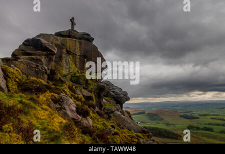 Rylstone Kreuz, im Craven Stadtteil North Yorkshire, Großbritannien Stockfoto