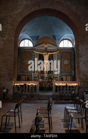 Mailand, Italien: seitliche Kapelle, der Basilika von San Simpliciano, die zweitälteste Kirche in der Form eines Lateinischen Kreuzes, zwischen 1374 und 1397 gebaut Stockfoto