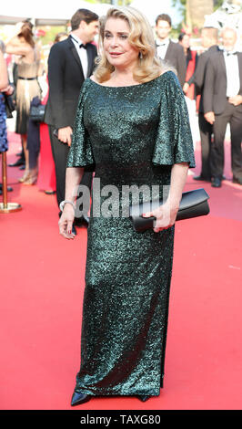 CANNES, Frankreich - 25. Mai: Catherine Deneuve nimmt an der Abschlussfeier der 72nd Cannes Film Festival (Credit: Mickael Chavet/Projekt Daybreak/Alam Stockfoto