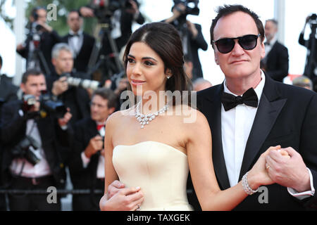 CANNES, Frankreich - 25. Mai: Daniella Pick und Quentin Tarantino an der Abschlussfeier der 72nd Cannes Film Festival (Credit: Mickael Chavet/Proj Stockfoto