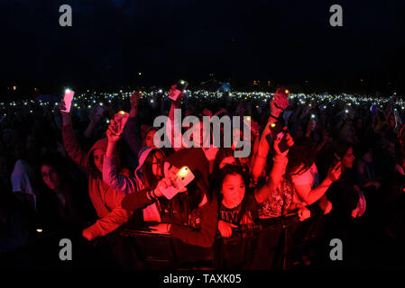BARCELONA - Mai 18: Die Masse in einem Konzert in der Primavera Pop Festival am 18. Mai 2019 in Barcelona, Spanien. Stockfoto
