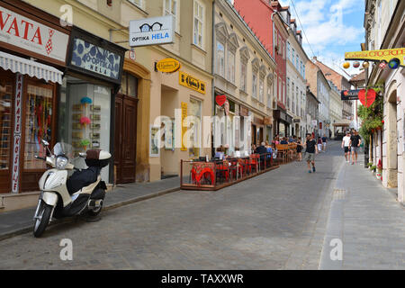 ZAGREB, KROATIEN - 15. Juli 2017. Radiceva Straße in der Altstadt von Zagreb, Kroatien. Stockfoto