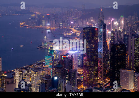 Blick auf die Skyline von Hongkong vom Victoria Peak, Hong Kong, China Stockfoto