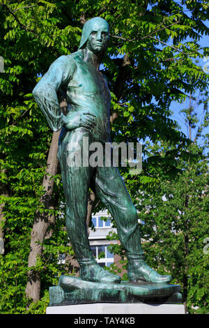 Statue namens der Hafenarbeiter, in niederländischen 'De Buildrager aka Dokwerker' (1885) von Constantin Meunier in Antwerpen, Belgien Stockfoto