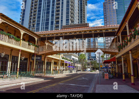 Orlando, Florida. 25. Dezember 2018. Die wiederbelebten Church Street Station setzt diese Tradition fort und bietet eine bunte Mischung aus Restaurants und entertai Stockfoto