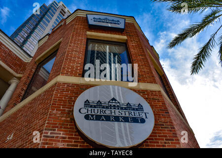 Orlando, Florida. 24. Dezember 2018. Blick von oben auf die Church Street Market in Orlando Downtown. Stockfoto