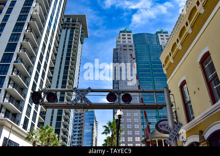 Orlando, Florida. 24. Dezember 2018. Blick von oben auf die Church Street Station Gebäude in Orlando Downtown. Stockfoto