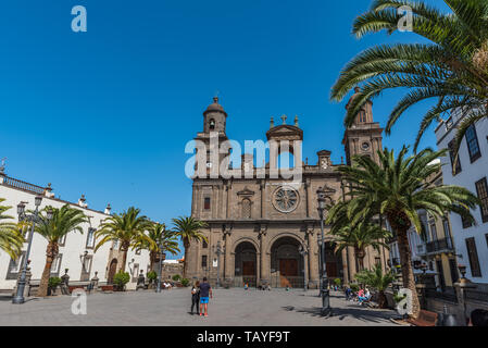 LAS PALMAS DE GRAN CANARIA, SPANIEN - 10. MÄRZ 2019: die Kathedrale der Heiligen Ana im alten Stadtteil Vegueta gelegen Stockfoto