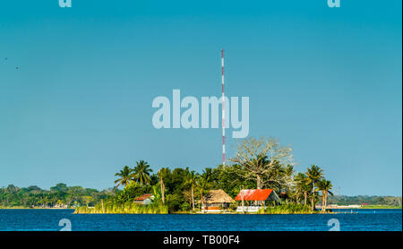 Santa Barbara Insel im Peten Itza See, Guatemala Stockfoto