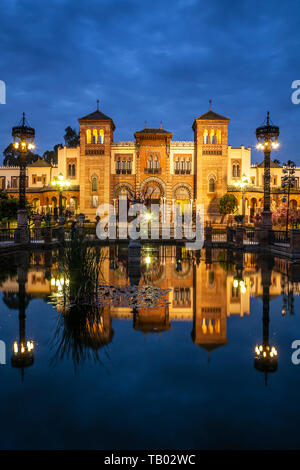 Pebellon Mudejar Museo de Artes y Costumbres Populares (Mudejar Hall Museum für Volkskunst), Maria Luisa Park, Sevilla, Spanien Stockfoto