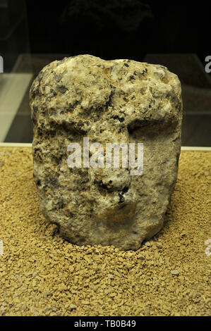 Artefakte aus Gobekli Tepe auf Anzeige am Museum in Sanliurfa, Türkei Stockfoto