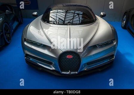 BERLIN - Mai 11, 2019: ein Sportwagen Bugatti Chiron, 2017. 32Th Berlin-Brandenburg Oldtimer Tag. Stockfoto