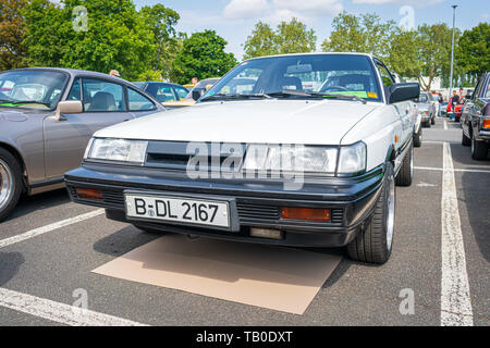 BERLIN, 11. Mai 2019: Kleinwagen Nissan Sunny B12, 1988. 32Th Berlin-Brandenburg Oldtimer Tag. Stockfoto