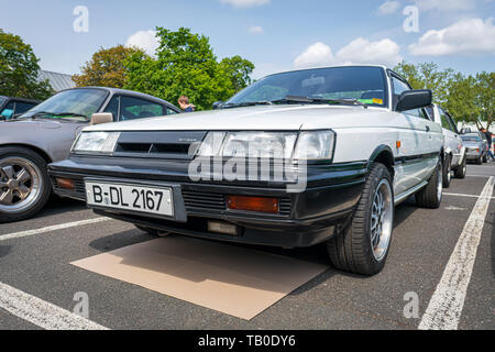 BERLIN, 11. Mai 2019: Kleinwagen Nissan Sunny B12, 1988. 32Th Berlin-Brandenburg Oldtimer Tag. Stockfoto