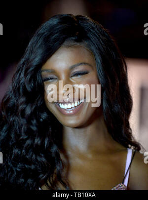 Die unglaubliche Tour in Victoria's Secret der Aventura Mall in Miami, Florida. Mit: Leomie Anderson Wo: Miami, Florida, United States Wenn: 25 Apr 2019 Credit: Johnny Louis/WENN.com Stockfoto