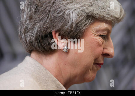 Peking, Belgien. 28 Mai, 2019. Der britische Premierminister Theresa May kommt an der Hauptsitz der Europäischen Union zu einem informellen Abendessen der Staats- und Regierungschefs der EU in Brüssel, Belgien, am 28. Mai 2019. Credit: Zheng Huansong/Xinhua/Alamy leben Nachrichten Stockfoto