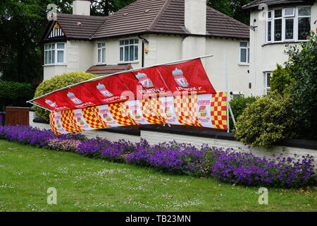 Liverpool, Großbritannien. 29 Mai, 2019. Liverpool fans Häuser mit Fahnen und Banner vor der Champions League Finale gegen Tottenham in Madrid eingerichtet am Samstag, den 1. Juni. Credit: ken Biggs/Alamy leben Nachrichten Stockfoto