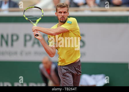 Paris, Frankreich. 29 Mai, 2019. Paris, Frankreich, 29. Mai. Oscar Otte (GER) in Aktion gegen Roger Federer (SUI) während der French Open Tennis im Stade Roland-Garros, Paris am Mittwoch, den 29. Mai 2019. (Credit: Jon Bromley | MI Nachrichten) Credit: MI Nachrichten & Sport/Alamy leben Nachrichten Stockfoto