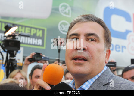 Mai 29, 2019 - Michail Saakaschwili spricht mit Medien an Boryspil International Airport in der Nähe von Kiew, Ukraine, 29. Mai 2019. Neuer Präsident der Ukraine hat die Bürgerschaft der ehemaligen georgischen Präsidenten Micheil Saakaschwili wieder fast zwei Jahre, nachdem es wurde entfernt. (Bild: © sergii KharchenkoZUMA Draht) Stockfoto