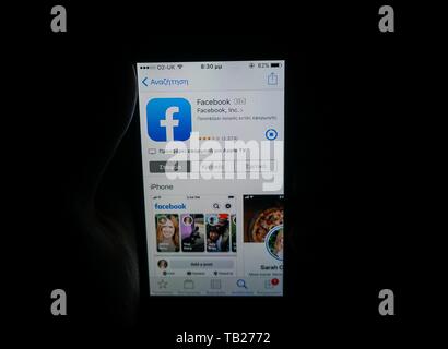 London, Großbritannien. 29 Mai, 2019. In diesem Foto, Bild a Facebook Logo wird auf dem Smartphone angezeigt. Credit: Ioannis Alexopoulos/SOPA Images/ZUMA Draht/Alamy leben Nachrichten Stockfoto