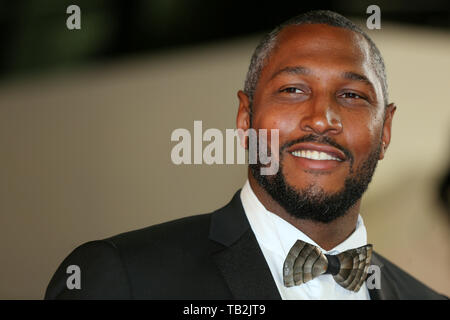 CANNES, Frankreich - 16. Mai: Französisch und ehemalige NBA Basketball player Boris Diaw besucht das Screening von 'Sorry' wir Sie während der 72Nd Cannes Film verpasst Stockfoto