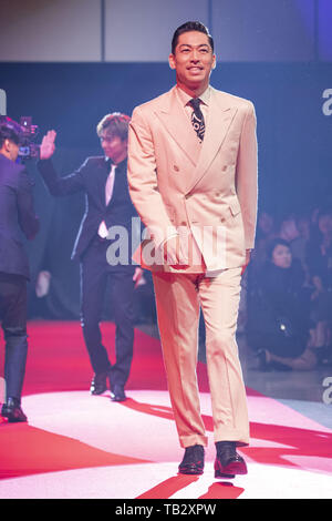 Mai 29, 2019, Tokyo, Japan: Akira Mitglied der Japanischen Popmusik band Exil und Tänzerin Taiki Sato (zurück), zur Teilnahme an der Eröffnungsfeier für die kurzen Shorts Film Festival & Asien 2019 (SSFF & Asien) an Hikarie Halle in Shibuya. (Bild: © Rodrigo Reyes Marin/ZUMA Draht) Stockfoto