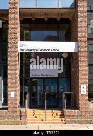 Eingang zu Ihrer Majestät Passamt Peterborough HM Passamt Aragon Gericht Northminster Cambridgeshire Peterborough England uk gb Europa Stockfoto