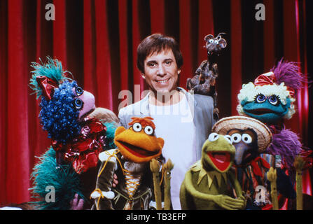 Der Muppet Show, Fernsehserie, USA/Großbritannien 1976 - 1981, Comedyshow mit Puppen und Gaststar Paul Simon Stockfoto