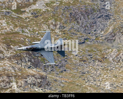 F-16C Flugzeuge von Homestead Air Reserve Base, Florida transit Die 5 Pass im LFA7 (Rufzeichen Mako Mako 21 und 22) am 16/05/2019 Stockfoto